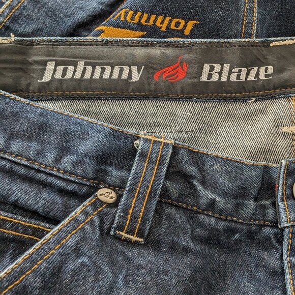 Men's Dark Blue Cargo Shorts - Picture 12 of 14